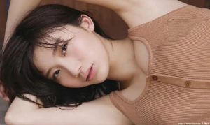 【4K/泳装/写真】美爆了~小仓优香的泳装户外-绅士社