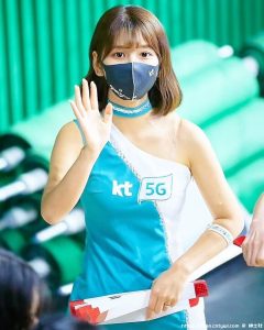 韩国啦啦女神「李河润」公开活动因疫情大减转拍抖音照吸人气-绅士社