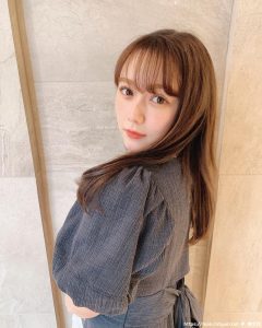 日俄混血美少女「村重杏奈」神级美貌仿佛被天使祝福精致五官真人洋娃娃无误-绅士社