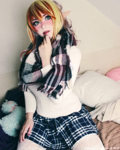 [二次元]「正妹Coser」皮肤白皙x水灵大眼萌出新高度可爱也可坏的气质性感微辣-绅士社