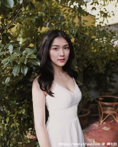 脸蛋、气质都是「完美女友」典范！大马正妹「彭嘉伊」笑容融化人心-绅士社