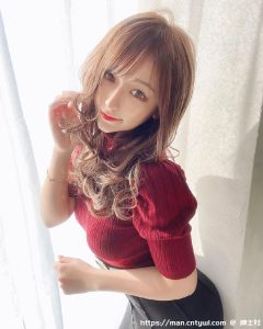 日本街头性感美御姐，狂吸路人目光！-绅士社