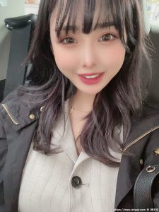 童颜写真新人「永瀬永茉」微笑露虎牙萌到-绅士社