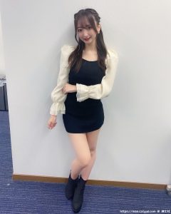 夏日阳光美少女「爱森ちえ」笑容甜美女友视角 不断冲出萤幕-绅士社