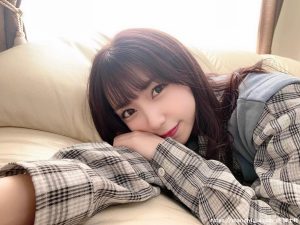 甜萌樱花妹「萩田ここ」撒娇表情甜到让人蛀牙整个女友感突破天际啊-绅士社