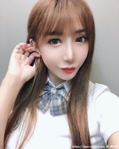 E外拍正妹「简优优」火辣开撩，让人太喷鼻血！-绅士社