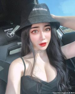 混血网红「天灯妹」浴衣照弹出「浑圆」！网友大惊：深藏不露-绅士社