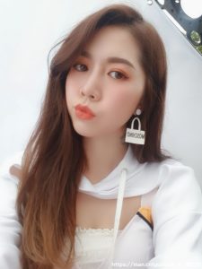 深邃的五官，舞场女神「万万」辣晒「D 、纤腰、美腿」-绅士社